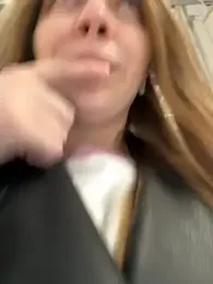 Sunny___Bunny stripchat stream image