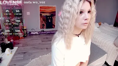 Careful_i_bite stripchat stream image