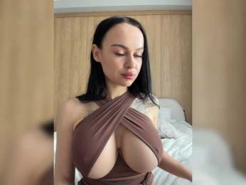 bmw_m8 bongacams stream image