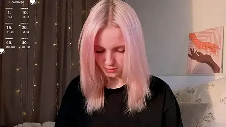 EdlaHewell stripchat stream image, 02.02.2026 04:40