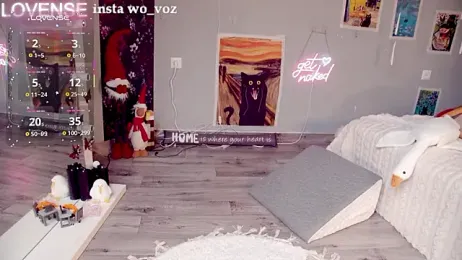 Careful_i_bite stripchat stream image