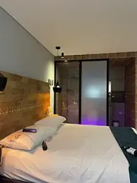 zui_lu stripchat stream image