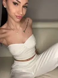 ilariea_girl stripchat stream image