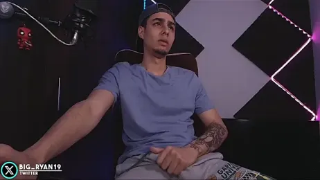 bigryann23 stripchat stream image