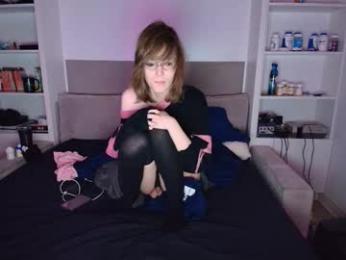 femboyflowers chaturbate stream image