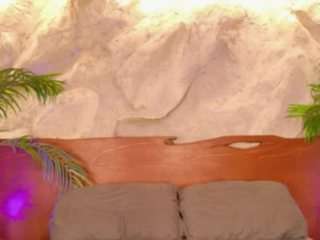 alison-mooon camsoda stream image