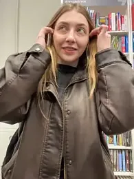 Sunny___Bunny stripchat stream image