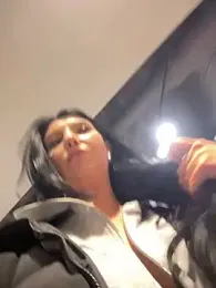 Tisha_Busty stripchat stream image, 22.02.2026 12:40