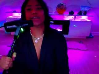 briannabrave camsoda stream image