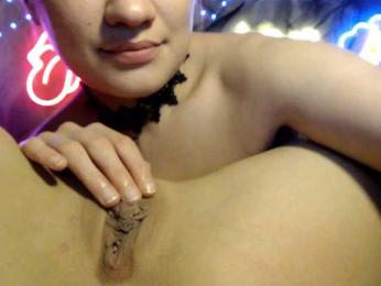 2Laski2 bongacams stream image