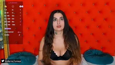 VallerieJones stripchat stream image