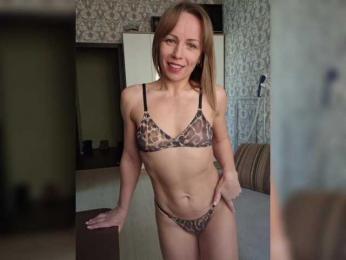 sweet-Olya bongacams stream image