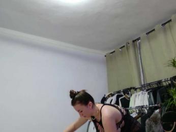 EmilyxJames bongacams stream image, 06.03.2025 19:40