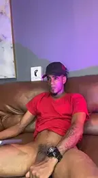 AaronCruz_ stripchat stream image, 31.01.2025 22:30