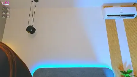 Kira_from_UA stripchat stream image