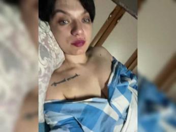 Laylay13 bongacams stream image