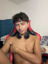 Leonarrrd_01 stripchat stream image, 13.03.2026 20:40