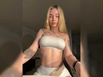 VladaMais bongacams stream image