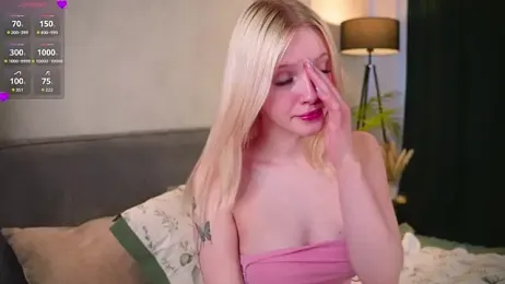 EdlaHewell stripchat stream image