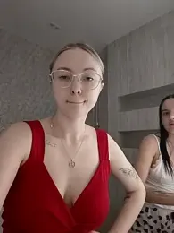 caressyourself stripchat stream image