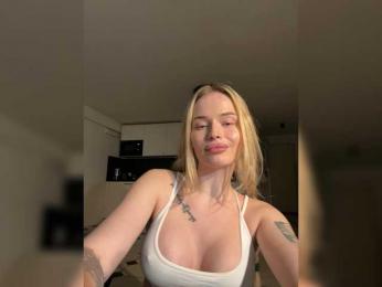 VladaMais bongacams stream image