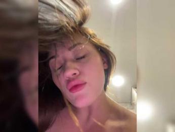 juicy-peachh bongacams stream image, 23.03.2026 05:20