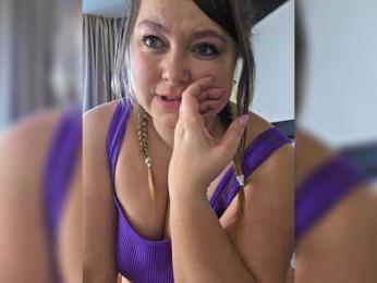 FLUFFY_BEAUTY bongacams stream image