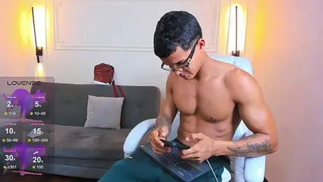 Paradise_boy_s stripchat stream image