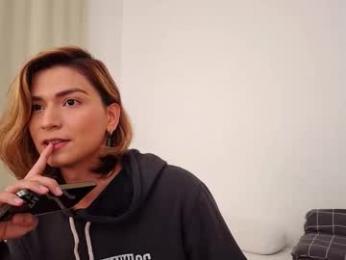 skyamber8v2 chaturbate stream image, 26.03.2026 05:50