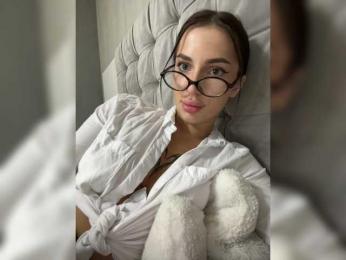 BabyDarii bongacams stream image