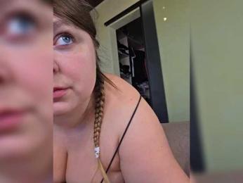 FLUFFY_BEAUTY bongacams stream image