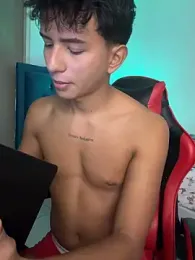 Leonarrrd_01 stripchat stream image, 31.03.2026 22:20