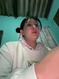 You-kitty2025 stripchat stream image