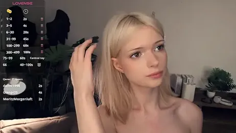 LaureMestler stripchat stream image