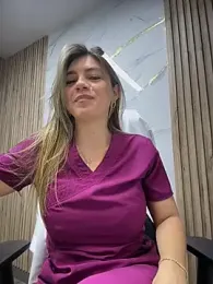 alicee16 stripchat stream image