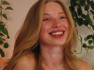 Emma Wilde flirt4free stream image, 11.04.2026 06:00