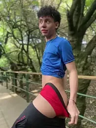 yoursexyjose stripchat stream image