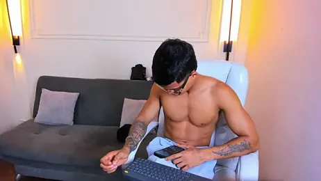 Paradise_boy_s stripchat stream image