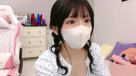 -minami- stripchat stream image, 15.04.2026 12:00