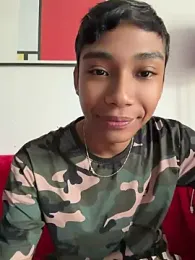 alejo_cute stripchat stream image