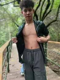 yoursexyjose stripchat stream image