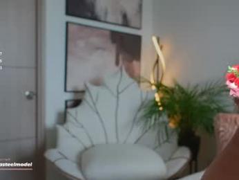 leyla_steel chaturbate stream image, 19.04.2026 16:20