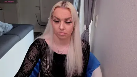 MIA-XXX stripchat stream image, 21.04.2026 16:20