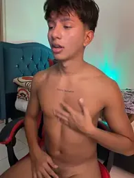 Leonarrrd_01 stripchat stream image, 27.04.2026 23:00