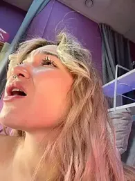 Rimmahottes stripchat stream image, 03.05.2026 00:00