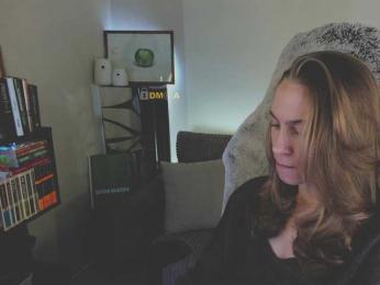 Adamova_Eva bongacams stream image, 18.03.2025 21:50