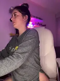 Sharon_07 stripchat stream image, 22.03.2025 02:10