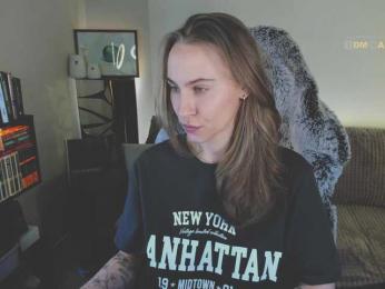 Adamova_Eva bongacams stream image, 21.03.2025 19:20