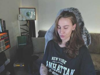 Adamova_Eva bongacams stream image, 21.03.2025 19:20