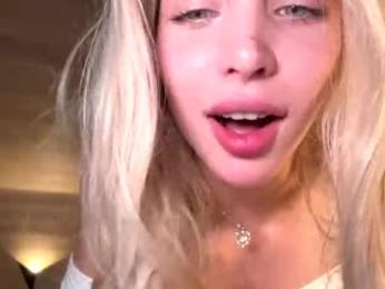 cutieeeeva chaturbate stream image, 25.03.2025 07:20